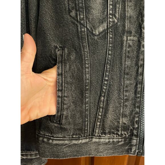 LEVIS MIXED MEDIA TRUCKER JACKET SMALL - Picture 4 of 7